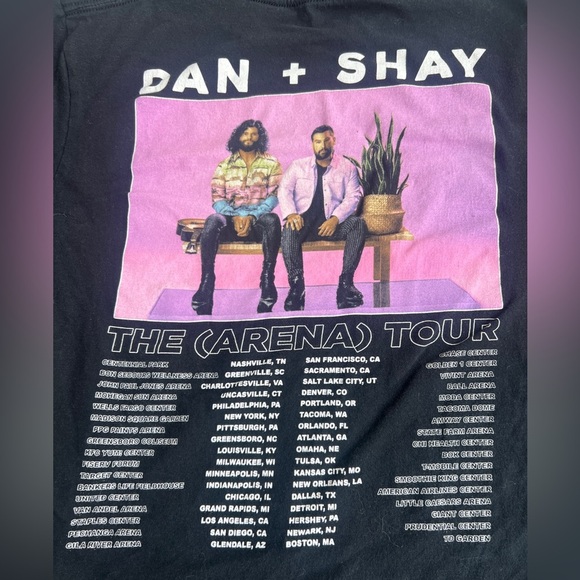 Dan + Shay Official The Arena Tour 2021 Merchandise Size Medium T-Shirt Tee - Picture 2 of 6